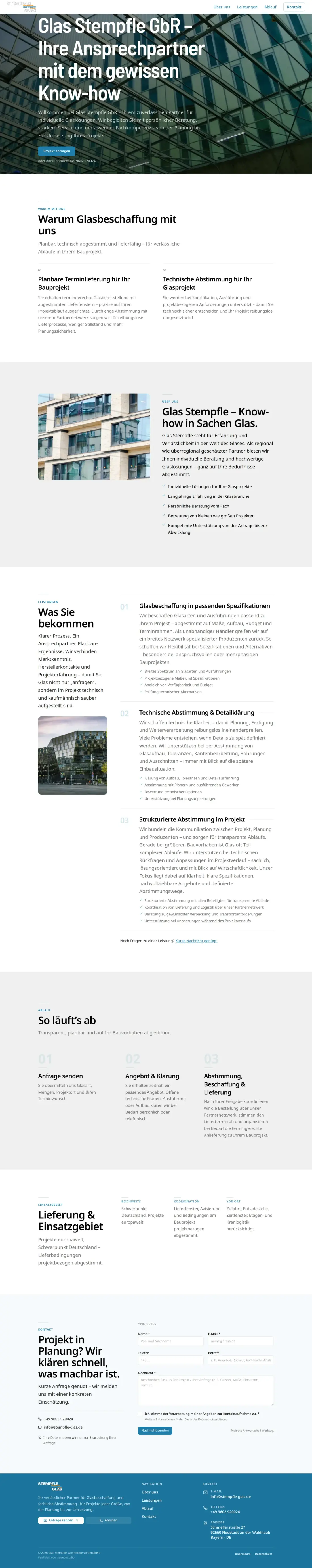 Website von Glas Stempfle GbR, komplette Startseite mit Glasfassade im Hero